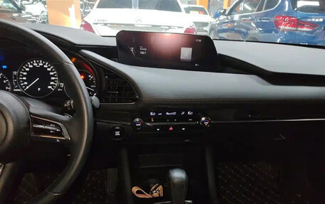 Mazda 3, 2022 год, 1 635 000 рублей, 8 фотография