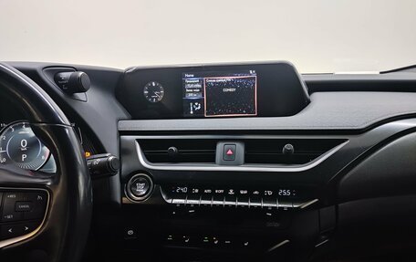 Lexus UX I, 2019 год, 2 700 000 рублей, 11 фотография