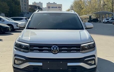 Volkswagen T-Cross I, 2022 год, 1 560 000 рублей, 2 фотография