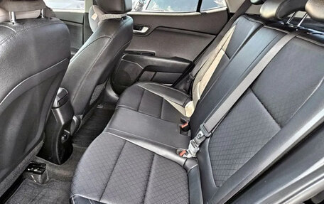 KIA Stonic, 2019 год, 1 320 202 рублей, 3 фотография