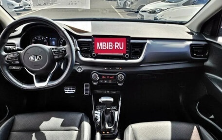 KIA Stonic, 2019 год, 1 320 202 рублей, 12 фотография