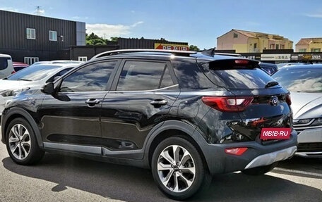KIA Stonic, 2019 год, 1 320 202 рублей, 10 фотография