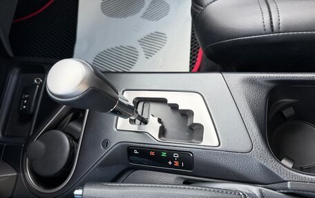 Toyota RAV4, 2018 год, 3 180 000 рублей, 26 фотография