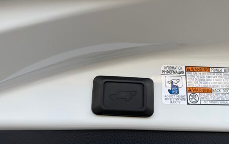 Toyota RAV4, 2018 год, 3 180 000 рублей, 32 фотография