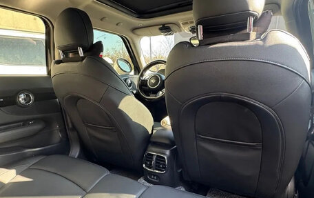 MINI Clubman, 2023 год, 2 500 000 рублей, 11 фотография