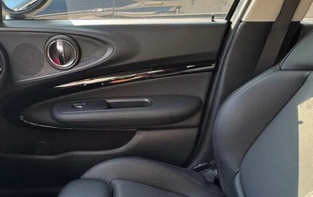 MINI Clubman, 2023 год, 2 500 000 рублей, 9 фотография