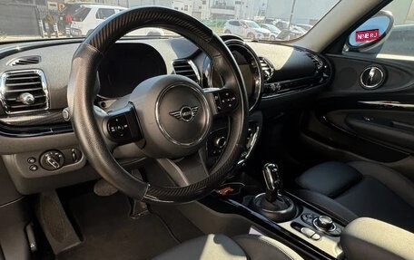 MINI Clubman, 2023 год, 2 500 000 рублей, 5 фотография