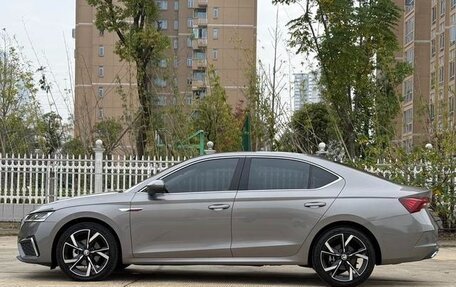 Skoda Octavia IV, 2022 год, 2 415 000 рублей, 4 фотография