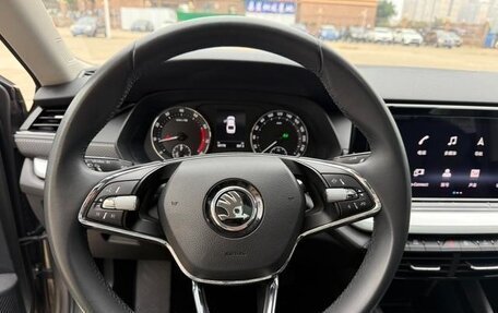 Skoda Octavia IV, 2022 год, 2 415 000 рублей, 10 фотография