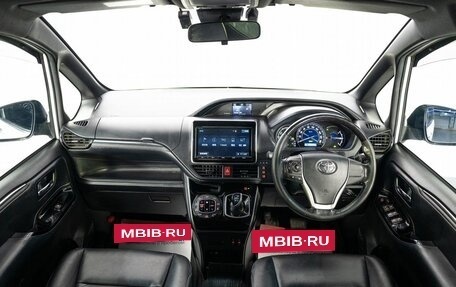 Toyota Esquire I, 2018 год, 1 950 000 рублей, 9 фотография