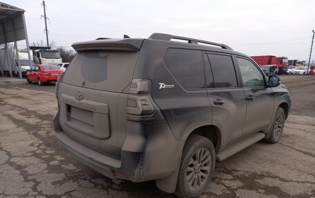 Toyota Land Cruiser Prado 150 рестайлинг 2, 2022 год, 7 900 000 рублей, 4 фотография