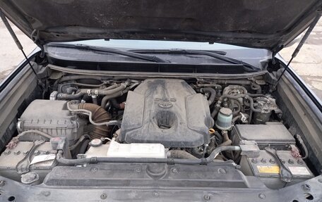 Toyota Land Cruiser Prado 150 рестайлинг 2, 2022 год, 7 900 000 рублей, 17 фотография