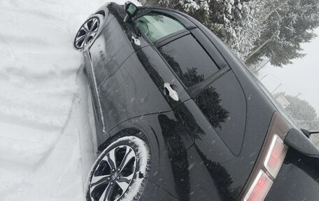 Honda Stream II, 2011 год, 1 370 000 рублей, 2 фотография