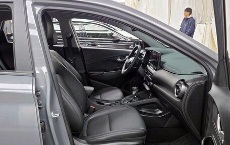 Hyundai Kona I, 2022 год, 1 910 000 рублей, 14 фотография