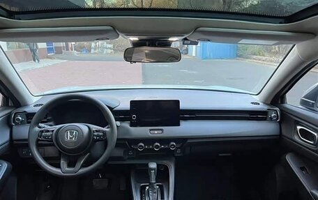 Honda Vezel, 2023 год, 2 190 000 рублей, 7 фотография