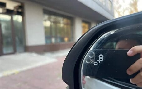 Honda Vezel, 2023 год, 2 190 000 рублей, 13 фотография