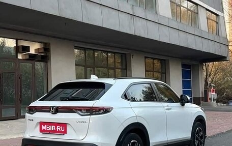 Honda Vezel, 2023 год, 2 190 000 рублей, 12 фотография