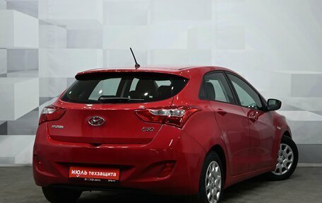 Hyundai i30 II рестайлинг, 2012 год, 900 000 рублей, 8 фотография