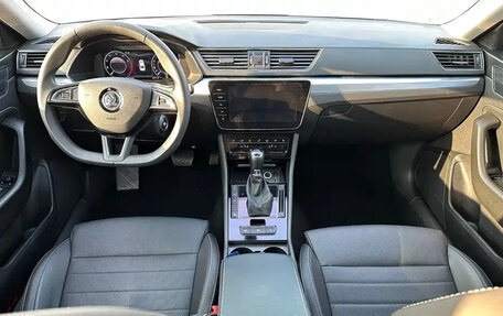 Skoda Superb III рестайлинг, 2022 год, 1 990 125 рублей, 6 фотография