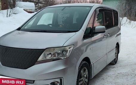 Nissan Serena IV, 2010 год, 1 100 000 рублей, 2 фотография