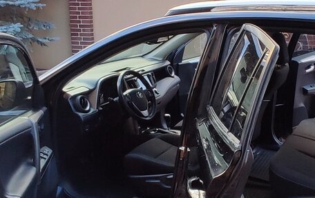 Toyota RAV4, 2018 год, 2 490 000 рублей, 10 фотография