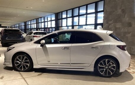 Toyota Corolla, 2022 год, 1 460 000 рублей, 3 фотография