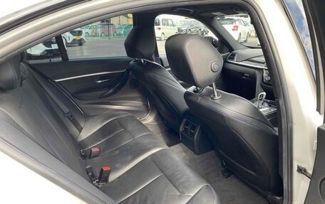 BMW 3 серия, 2016 год, 1 600 000 рублей, 9 фотография