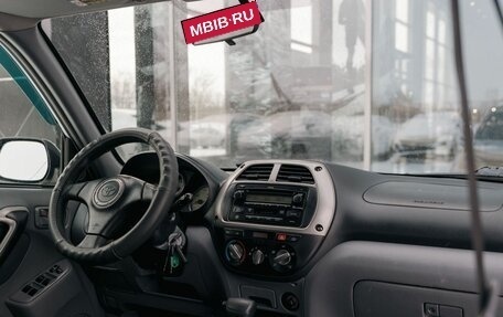 Toyota RAV4, 2003 год, 820 000 рублей, 10 фотография