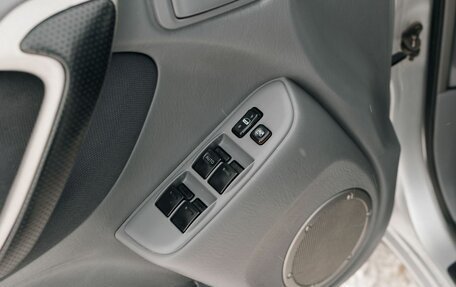 Toyota RAV4, 2003 год, 820 000 рублей, 15 фотография