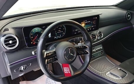 Mercedes-Benz E-Класс, 2021 год, 5 300 000 рублей, 6 фотография