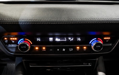 Mazda 6, 2019 год, 2 399 000 рублей, 23 фотография