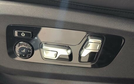 BMW X5, 2025 год, 18 фотография