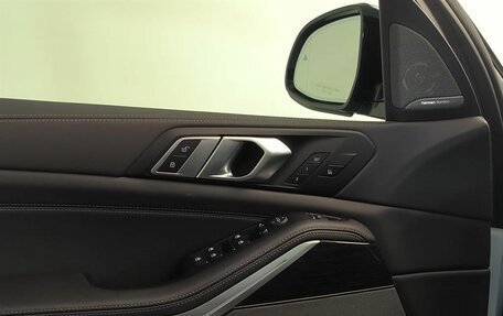 BMW X5, 2025 год, 21 фотография