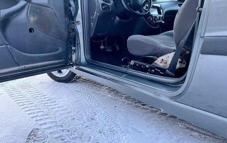 Ford Focus IV, 2003 год, 195 000 рублей, 13 фотография