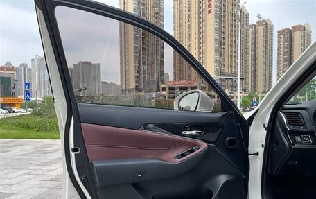 Toyota Crown, 2018 год, 4 470 000 рублей, 13 фотография