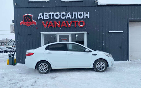 KIA Rio III рестайлинг, 2013 год, 750 000 рублей, 3 фотография