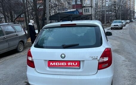 Skoda Fabia II, 2009 год, 450 000 рублей, 3 фотография