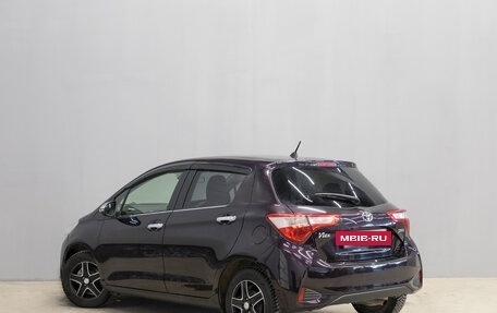 Toyota Vitz, 2017 год, 1 299 000 рублей, 5 фотография