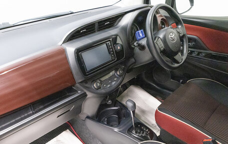 Toyota Vitz, 2017 год, 1 299 000 рублей, 15 фотография