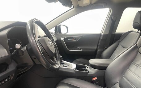 Toyota RAV4, 2021 год, 3 795 000 рублей, 11 фотография