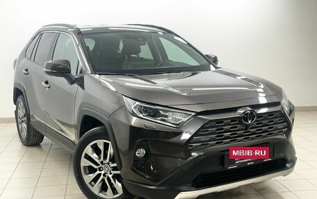 Toyota RAV4, 2021 год, 3 795 000 рублей, 3 фотография
