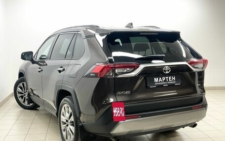 Toyota RAV4, 2021 год, 3 795 000 рублей, 6 фотография