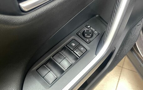 Toyota RAV4, 2021 год, 3 795 000 рублей, 17 фотография