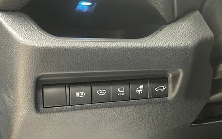 Toyota RAV4, 2021 год, 3 795 000 рублей, 19 фотография