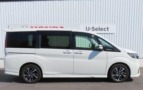 Honda Stepwgn IV, 2022 год, 2 085 000 рублей, 7 фотография