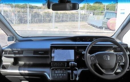 Honda Stepwgn IV, 2022 год, 2 085 000 рублей, 8 фотография