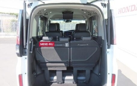 Honda Stepwgn IV, 2022 год, 2 085 000 рублей, 14 фотография