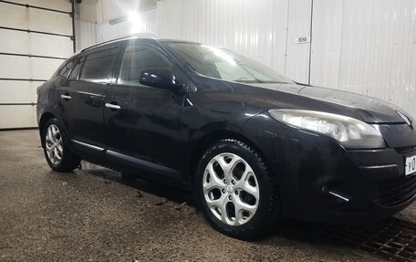 Renault Megane III, 2011 год, 650 000 рублей, 2 фотография