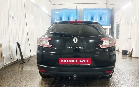 Renault Megane III, 2011 год, 650 000 рублей, 4 фотография