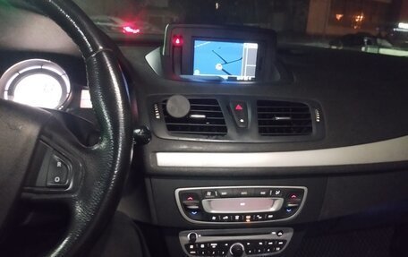 Renault Megane III, 2011 год, 650 000 рублей, 12 фотография